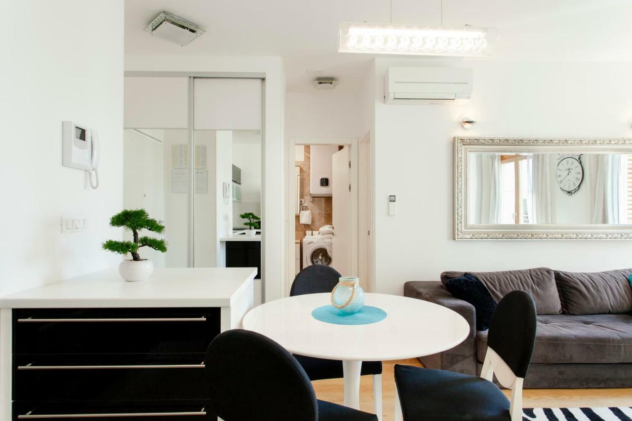 New Luxury Apartment Nives On Seaside Split Zewnętrze zdjęcie
