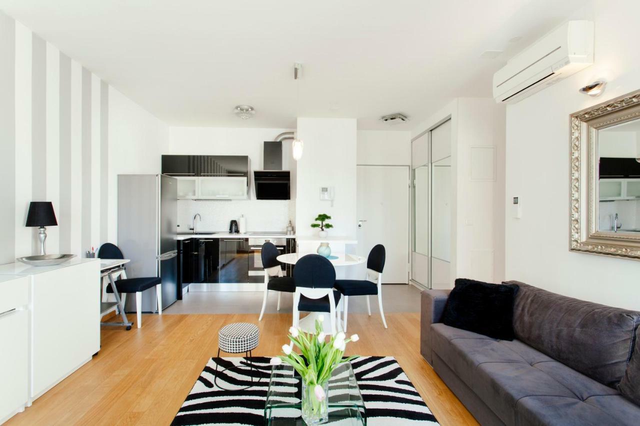 New Luxury Apartment Nives On Seaside Split Zewnętrze zdjęcie